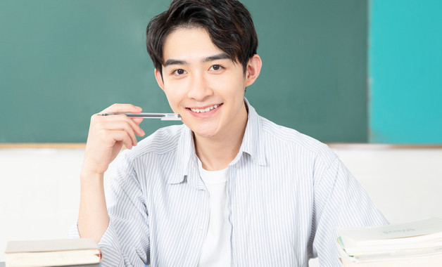 2024中層干部年終述職報(bào)告